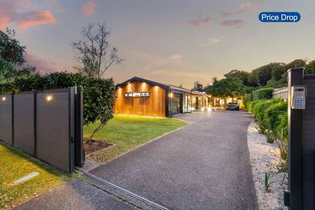 BEACHSIDE LUXURY IN MANLY'S GOLDEN TRIANGLE