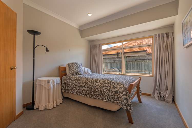 5 Balmoral Drive Terrace End_12