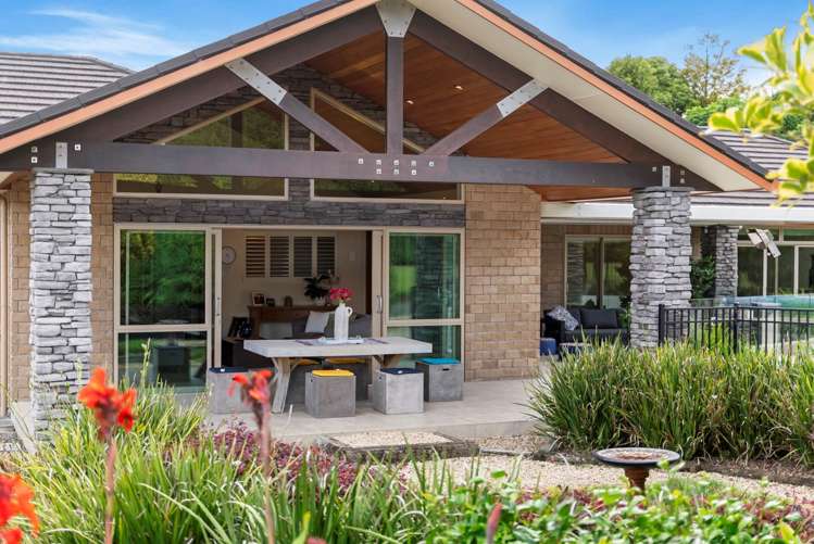 61 Puketutu Road Bombay_17