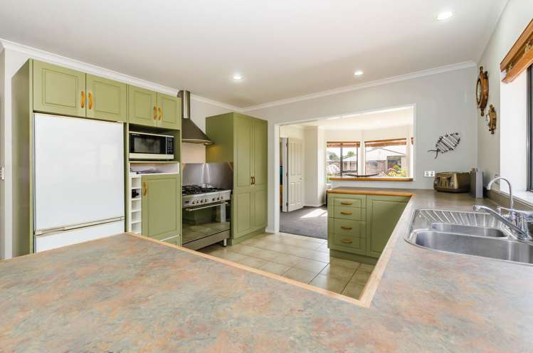 153 Milne Drive Paraparaumu_6