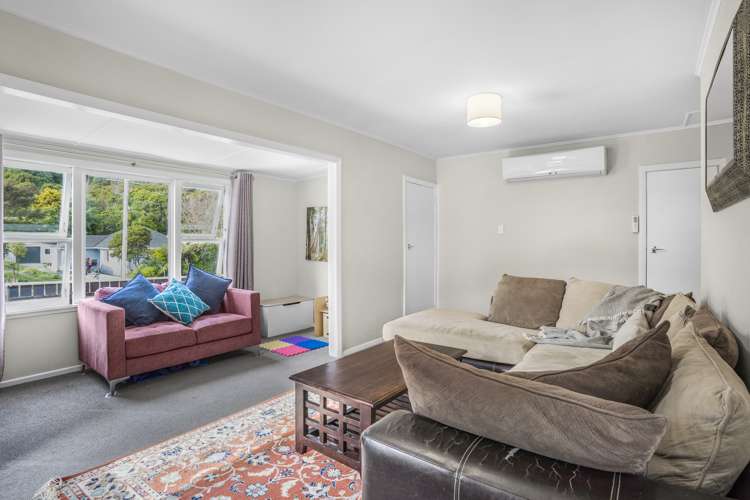 79 Hair Street Wainuiomata_6