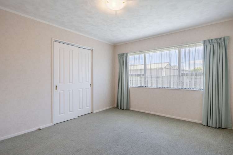 52a Queen Street West Levin_13