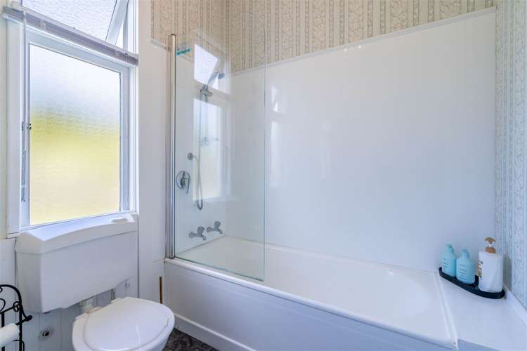 464 North Road Waikiwi_16