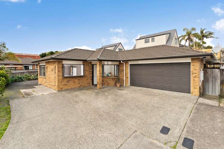 9 Claywest Place Glen Eden_0