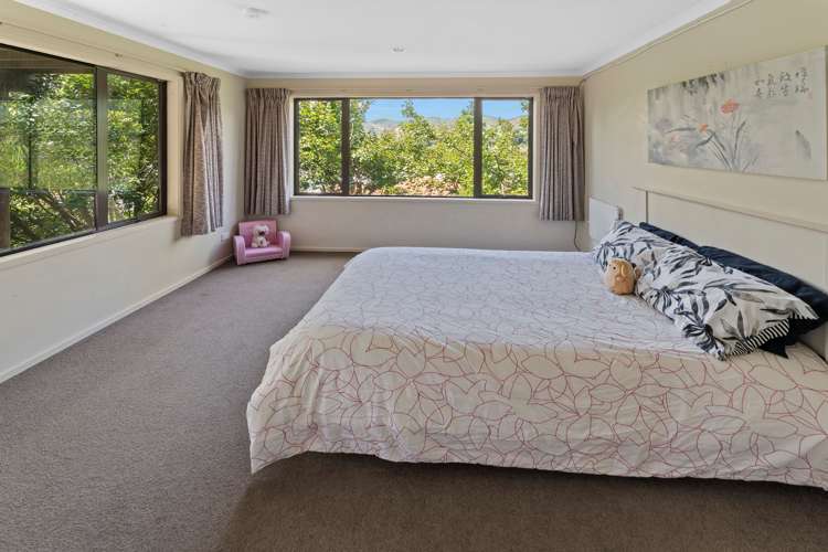 34 Saint Lawrence Street Toi Toi_17