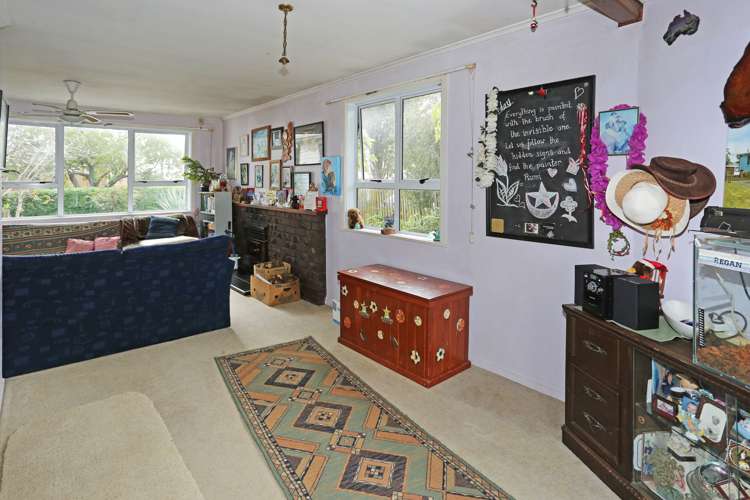 58 Muir Avenue Mangere Bridge_10