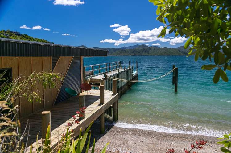 351 Port Underwood Road Whatamango Bay_3