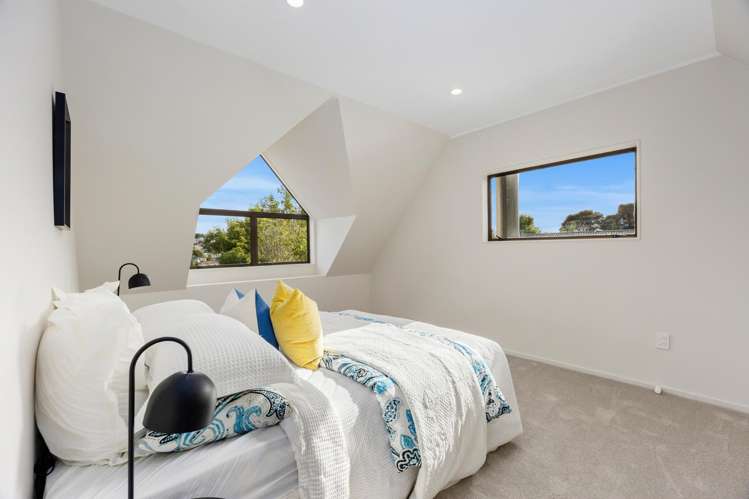 1/12 Shanaway Rise Hillcrest_16