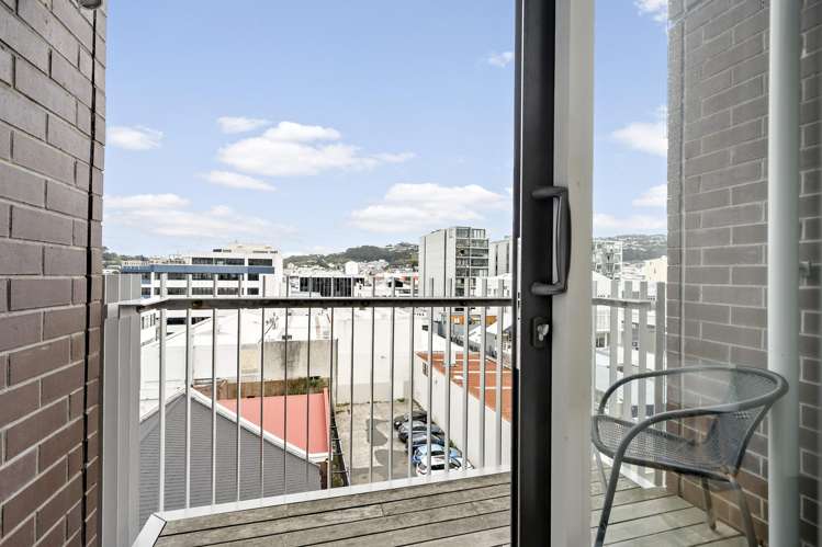 5H/10 Lorne Street Te Aro_4