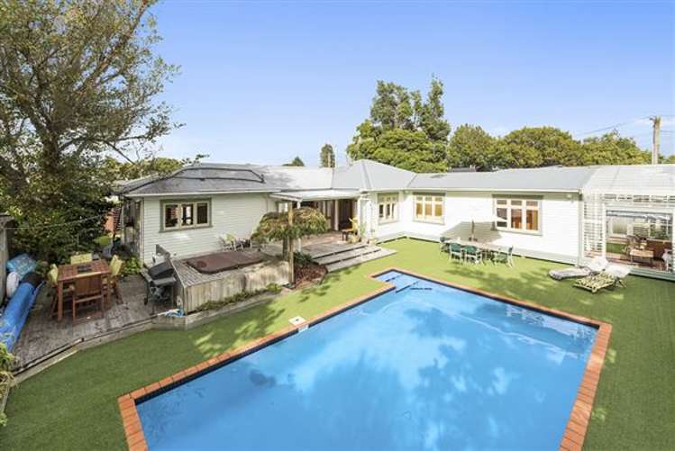 54 Albert Street Hamilton East_0