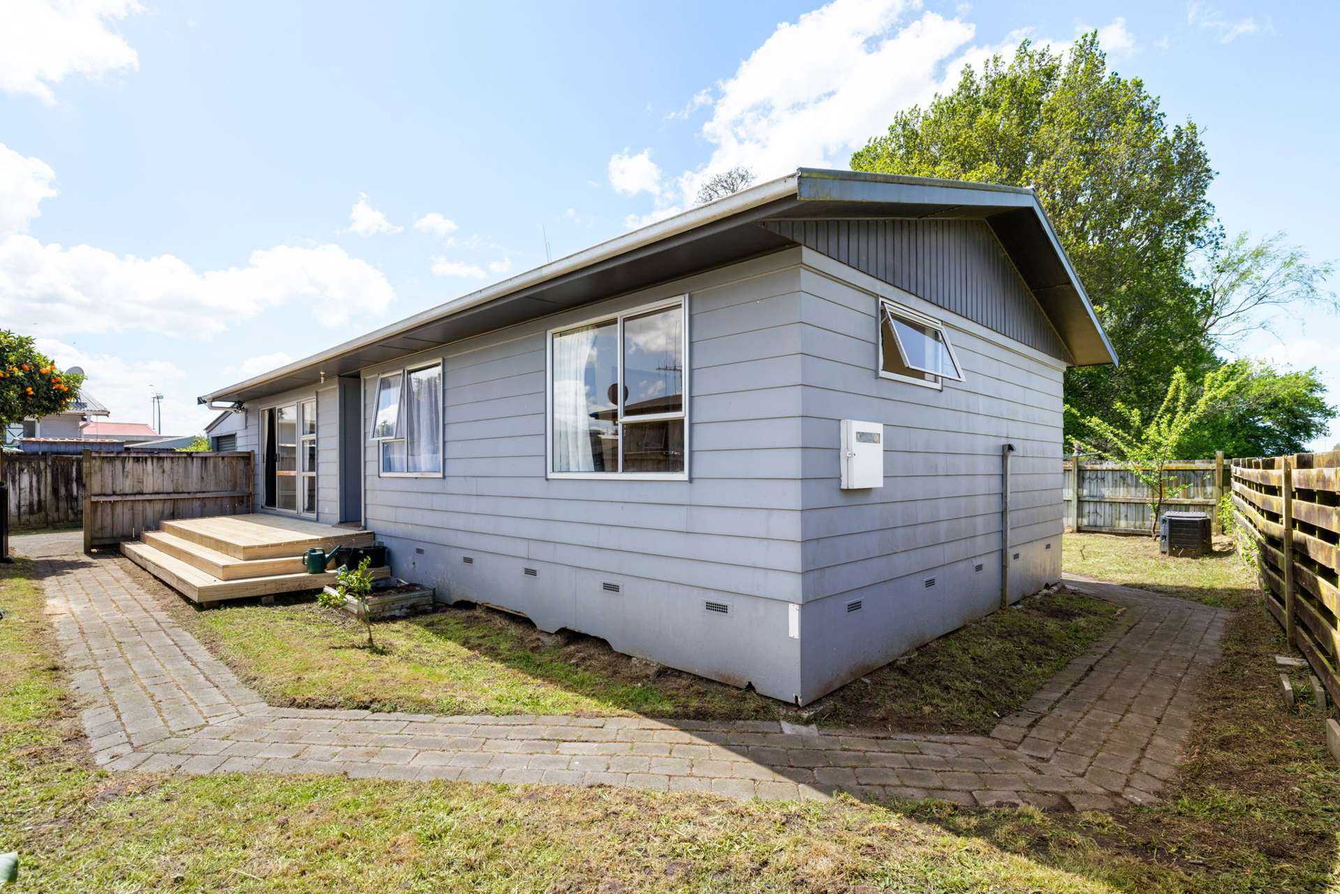 49a Karen Crescent Dinsdale_0