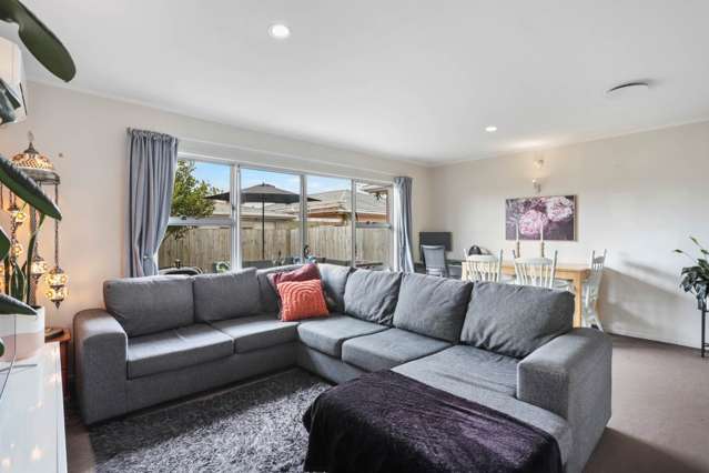 2/18 Koromiko Street New Lynn_3