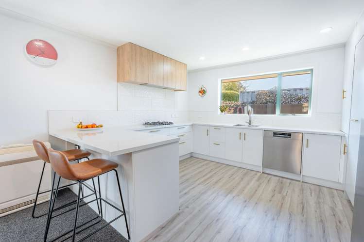 12 Lachlan Place Marchwiel_2