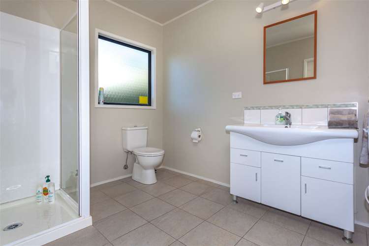 17 Emmerdale Drive Hahei_24