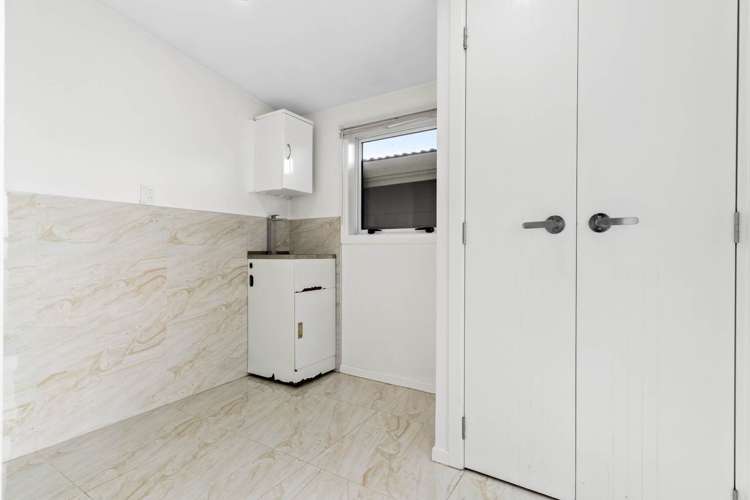 1/25 Barrys Road Glendene_14