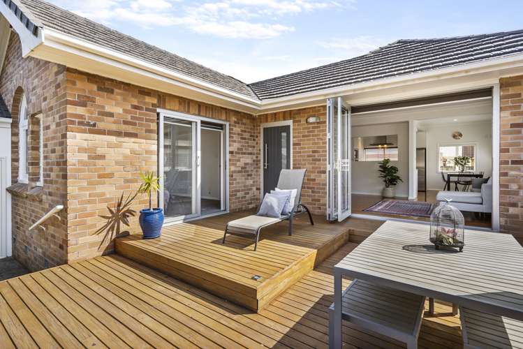 70 Moana Avenue One Tree Hill_17