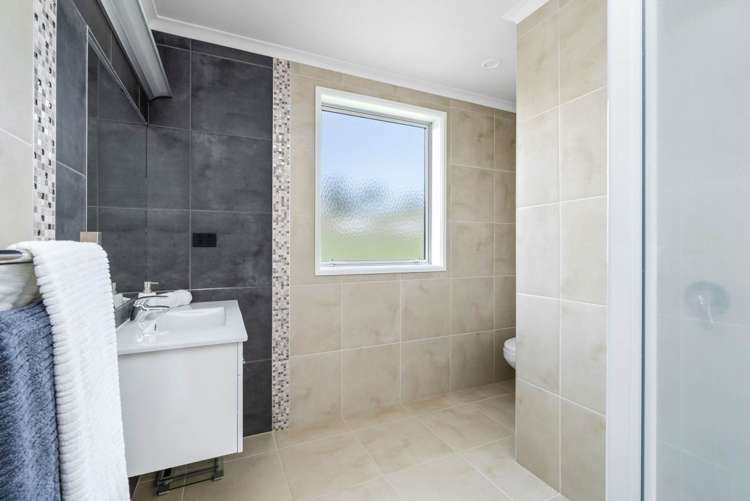 160 Gray Road Kamo_11