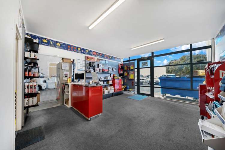 25 Paramount Drive Henderson_6