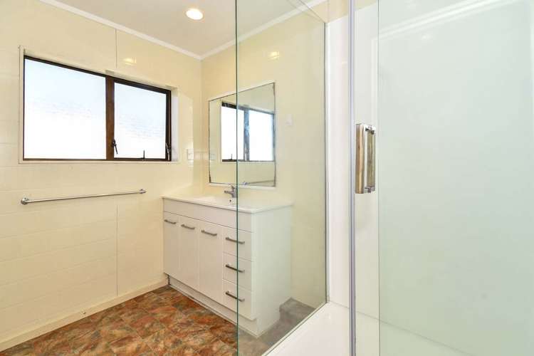 1/3A Youngs Road Papakura_7