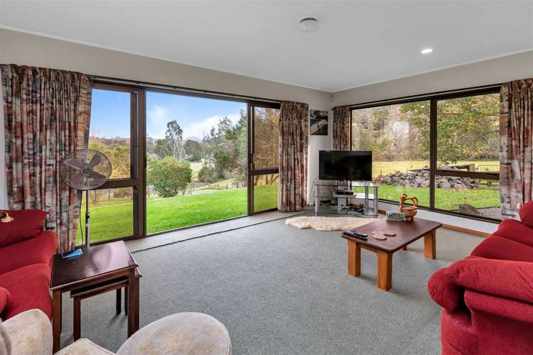 51 Loop Road Otaika_3