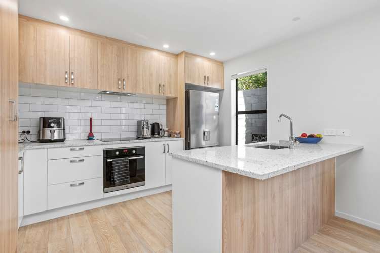 48B Kemble Close Mangere_8