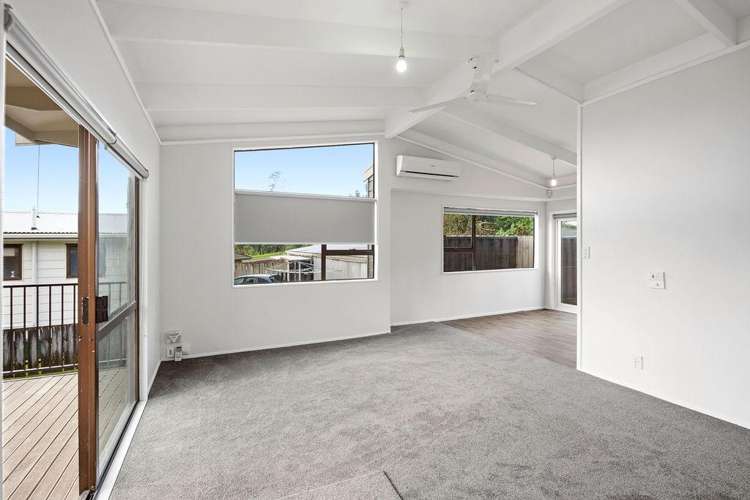 2/108 Tauroa Street_1