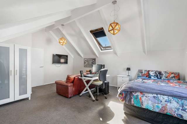 2/116 Maskell Street St Heliers_4