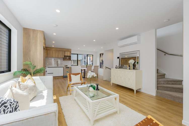 10/6 Woodhouse Place West Harbour_5