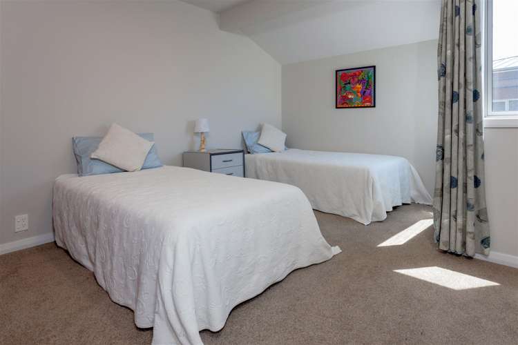 115 Oratia Place Onemana_13