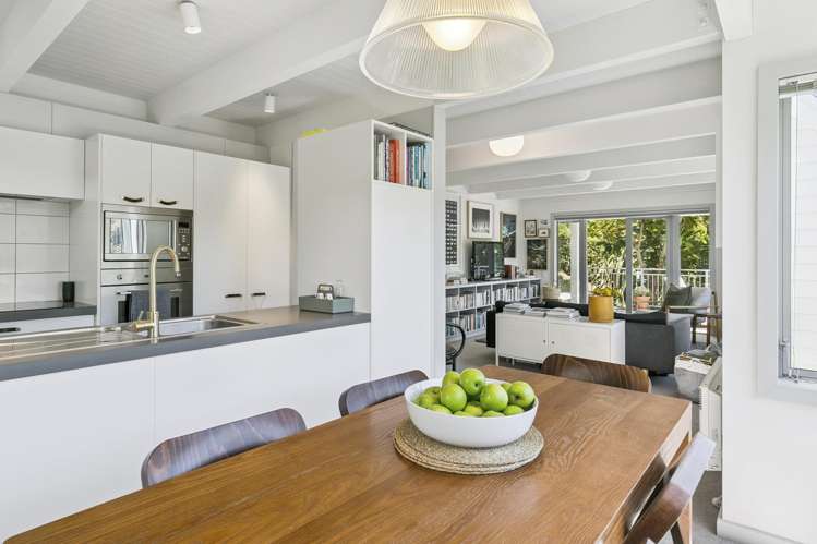 12a Cavalry Close Crofton Downs_3