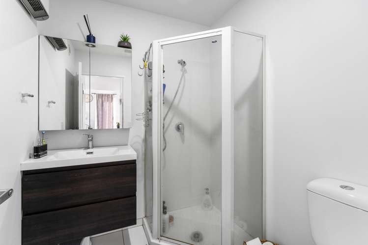 11/14 Brougham Street Addington_6