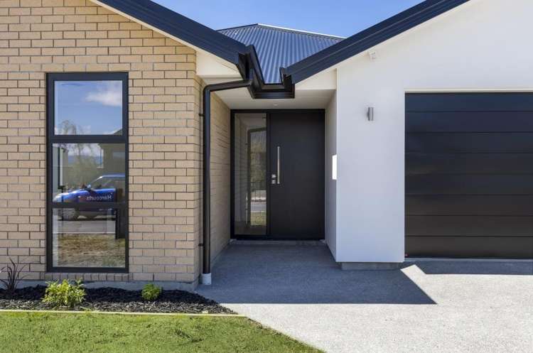 8 Ketu Lane Redwoodtown_1