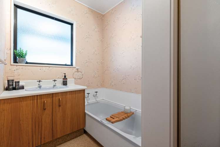 35 Cumberland Rise Taradale_12