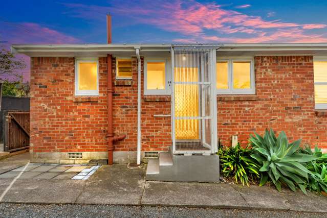 Affordable Entry Into Great Location