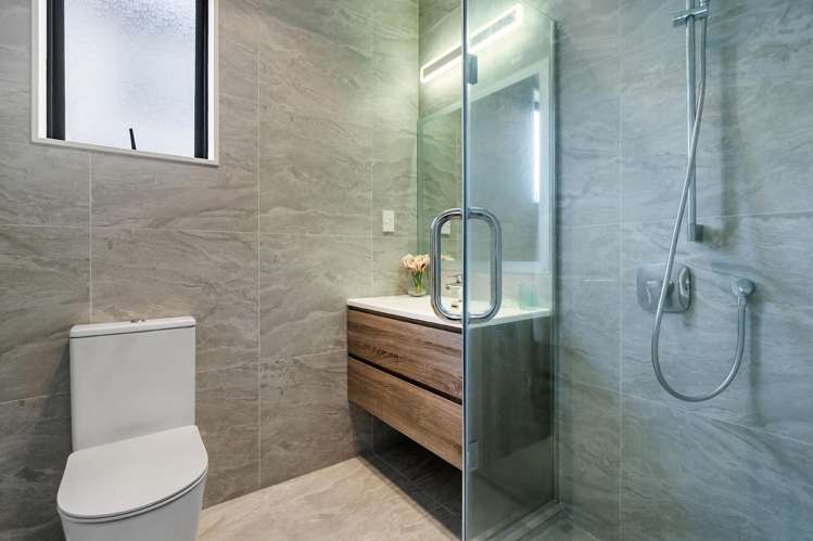 4/65 Francis Street Hauraki_12