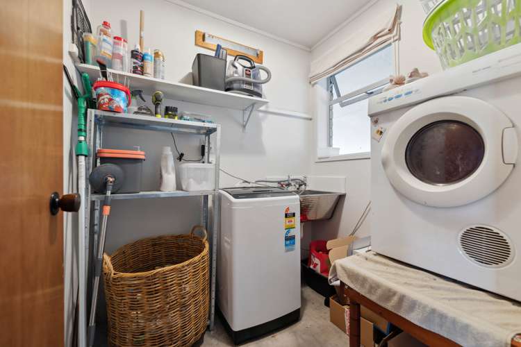 86 Tamatea Road Taupo_10