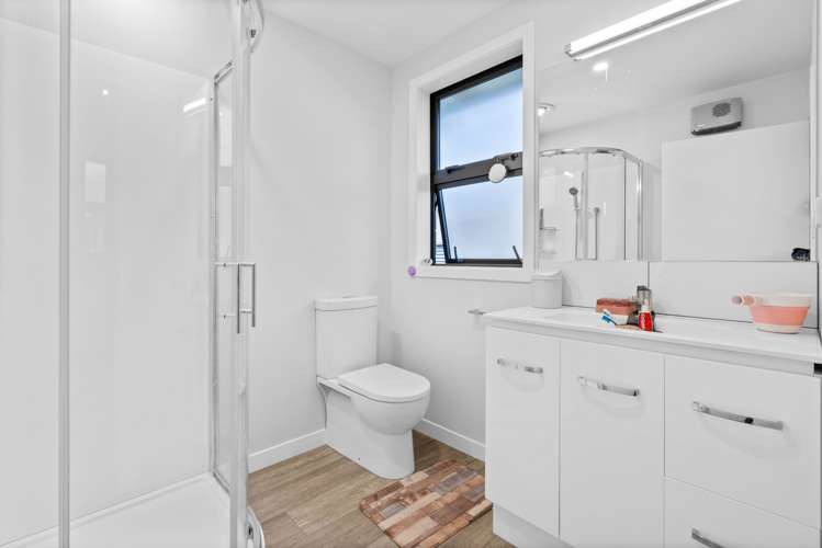 148 Derwent Crescent Glengarry_13