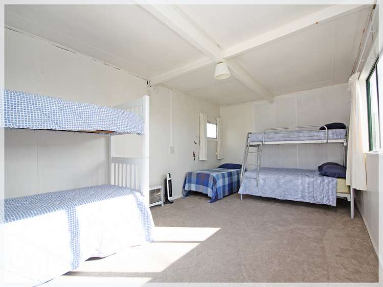 31 Nelson Street Foxton Beach_20