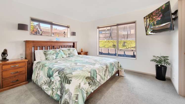 123 Basley Road Owhata_9