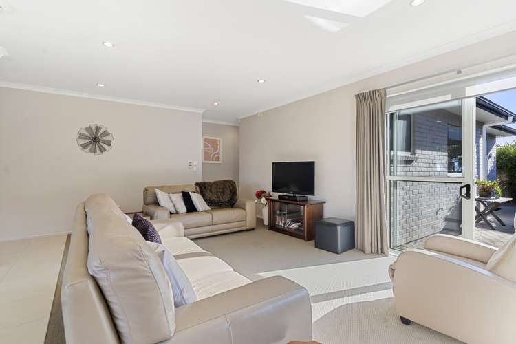 76 Baverstock Road Flat Bush_6