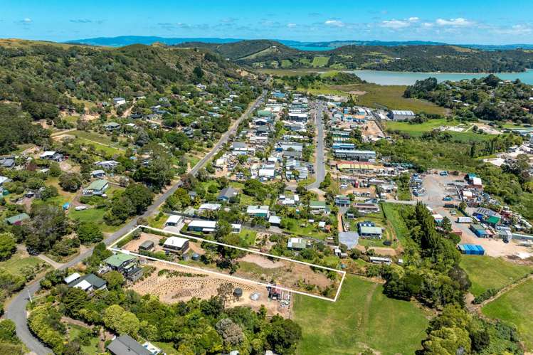 52 Erua Road Ostend_18