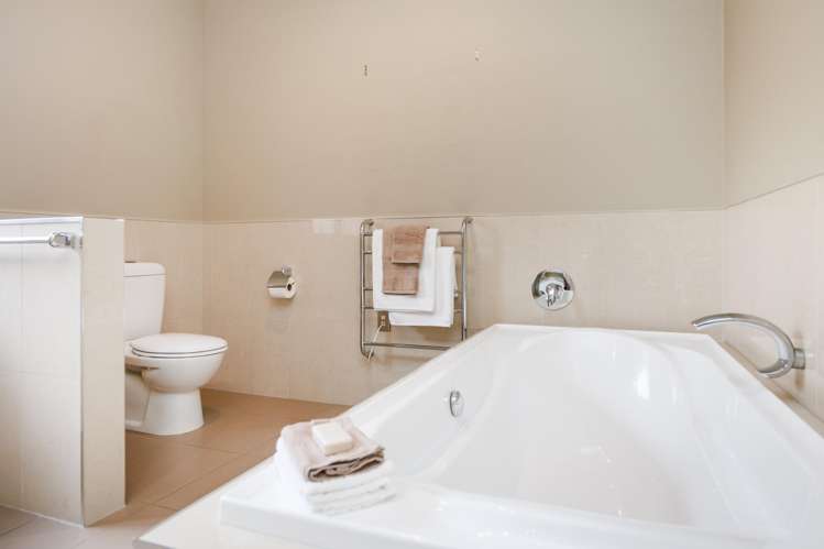 7 Titirangi Drive Fitzherbert_28