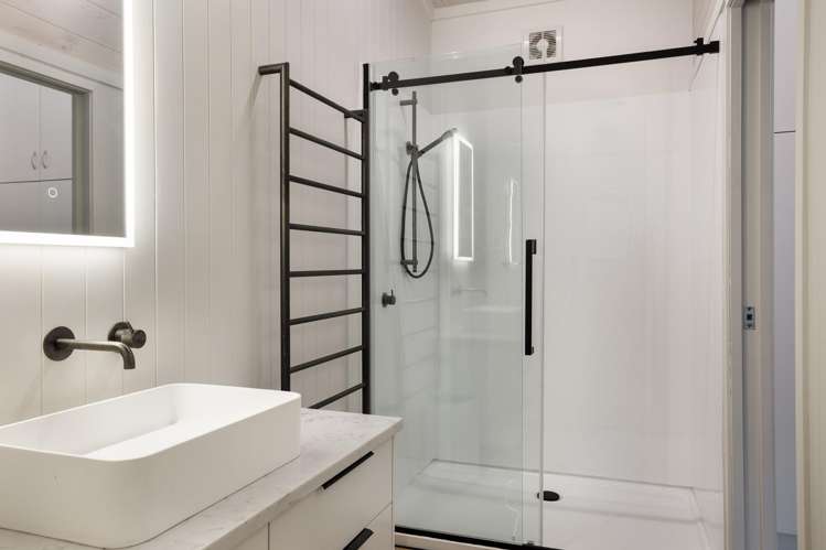 6 Makorori Beach Road Makorori_14