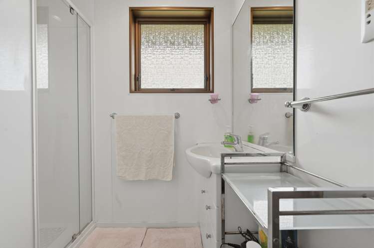 33 Lydbrook Place Otumoetai_11