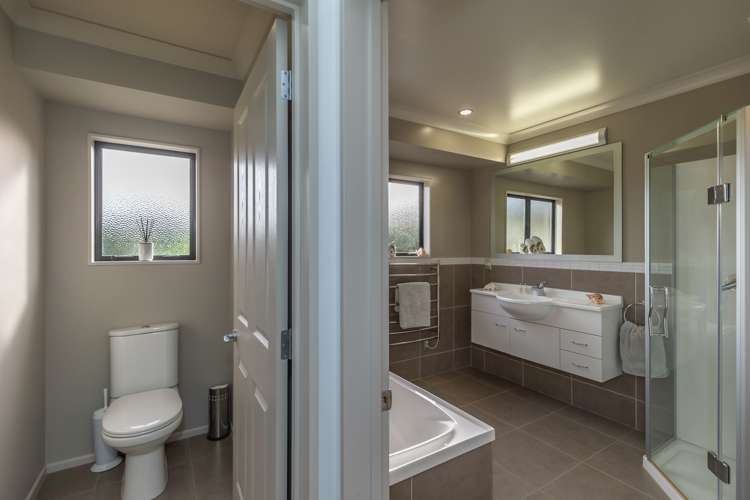 22 Waipuna Grove Levin_15