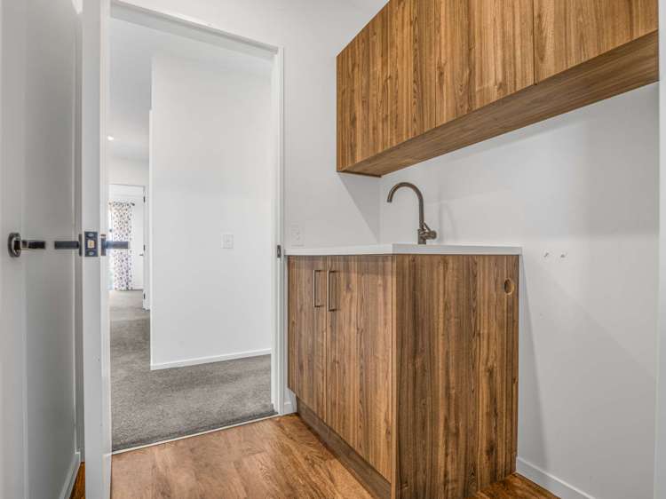 29 Petries Road Woodend_19