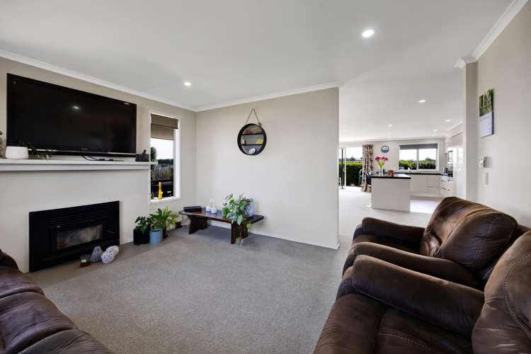 5 Denby Heights Hawera_12