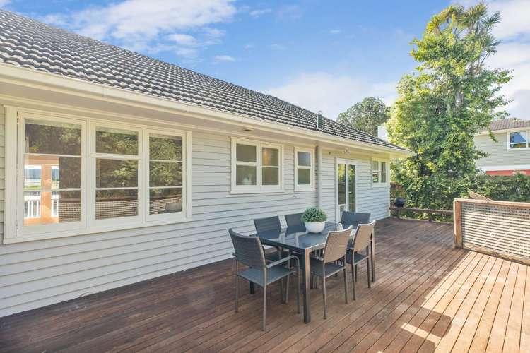 51 Clayburn Road Glen Eden_14