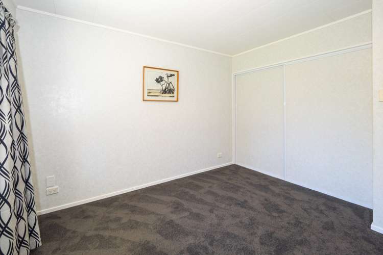 150 Milton Road South Elgin_12