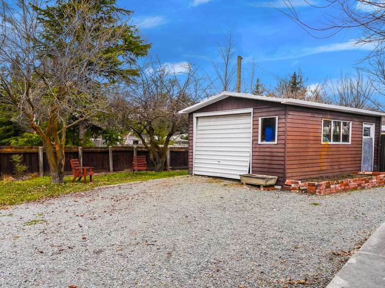 37 Jollie Road Twizel_18